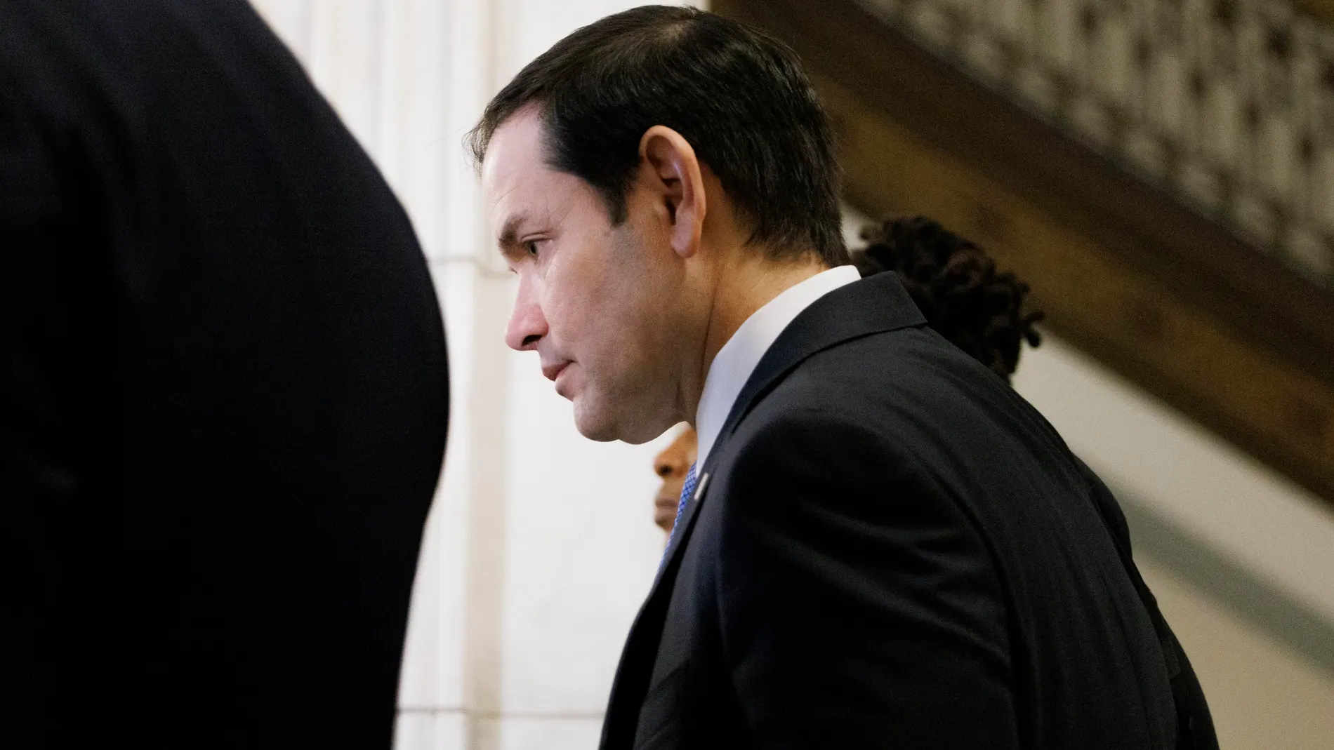 Washington (United States), 21/11/2024.- US Senator and candidate for Secretary of State Marco Rubio (Republican of Florida) walks in the Russell Senate Office Building after meeting with senators in Washington, DC, USA, 21 November 2024. EFE/EPA/AARON SCHWARTZ