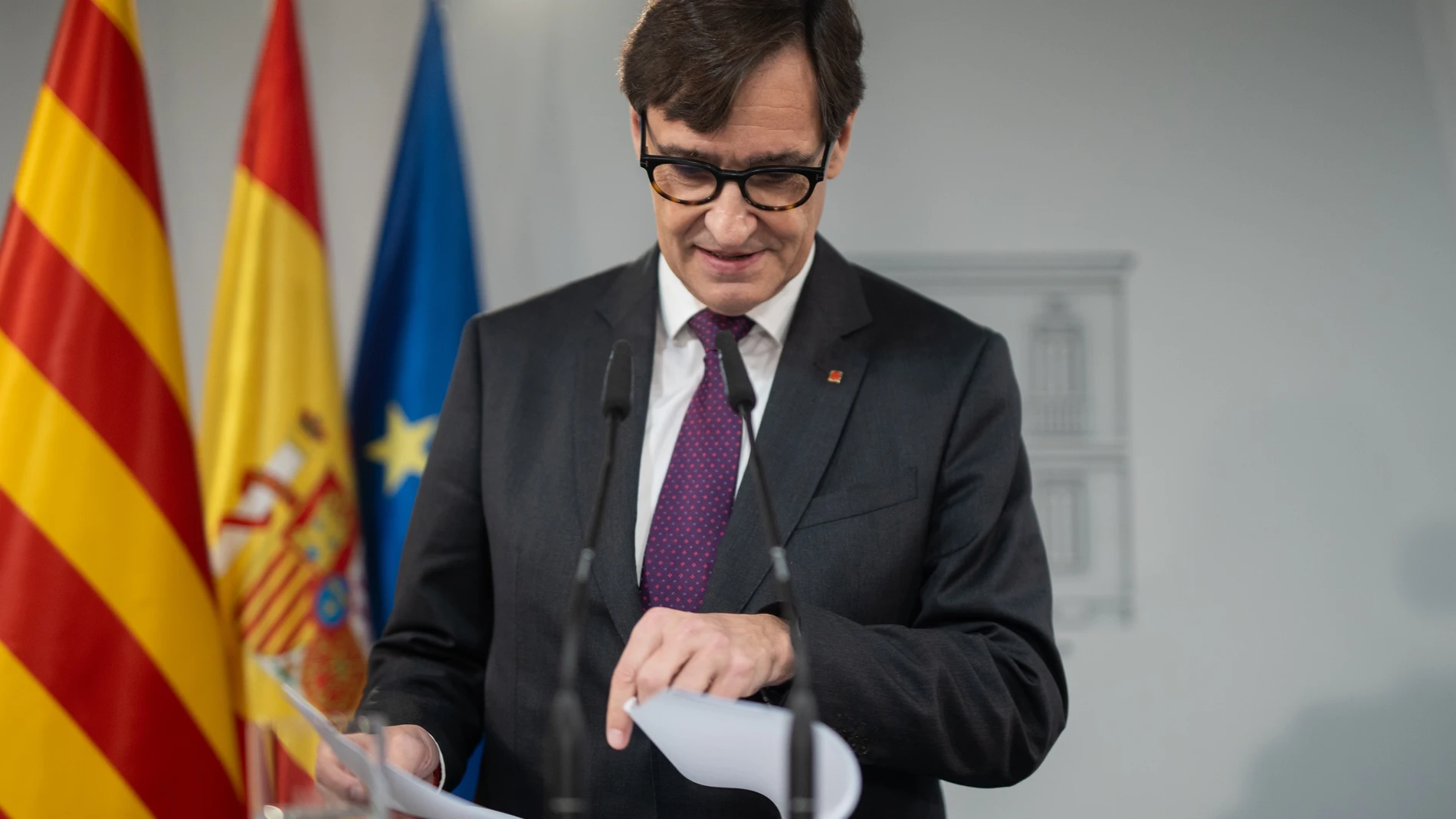 El presidente de la Generalitat de Catalunya, Salvador Illa, ofrece una rueda de prensa tras su reunión con el presidente del Gobierno, Pedro Sánchez, en el Palacio de La Moncloa, a 22 de noviembre de 2024, en Madrid (España). Sánchez cierra hoy su ronda de encuentros bilaterales con los líderes autonómicos, que comenzó el pasado 20 de septiembre con el objetivo de fortalecer la colaboración entre el Estado y las comunidades. 22 NOVIEMBRE 2024;PRESIDENTE;CATALUNYA;CATALUÑA;REUNIÓN;ENCUENTRO;...