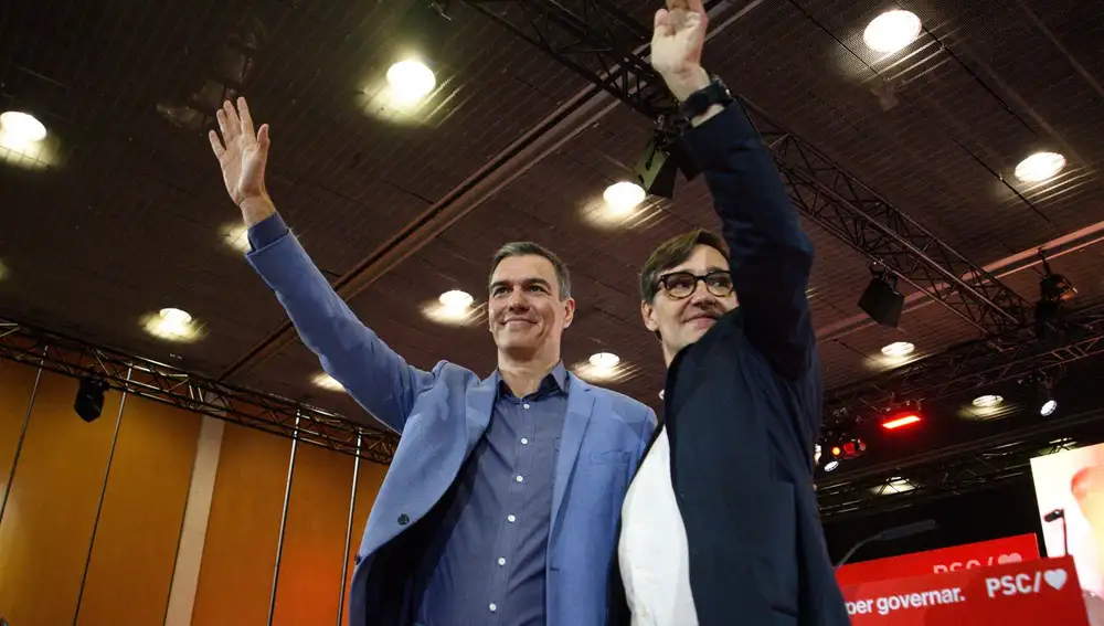 Sánchez recibe hoy a Illa y Mañueco en Moncloa para cerrar su ronda de encuentros con los presidentes autonómicos