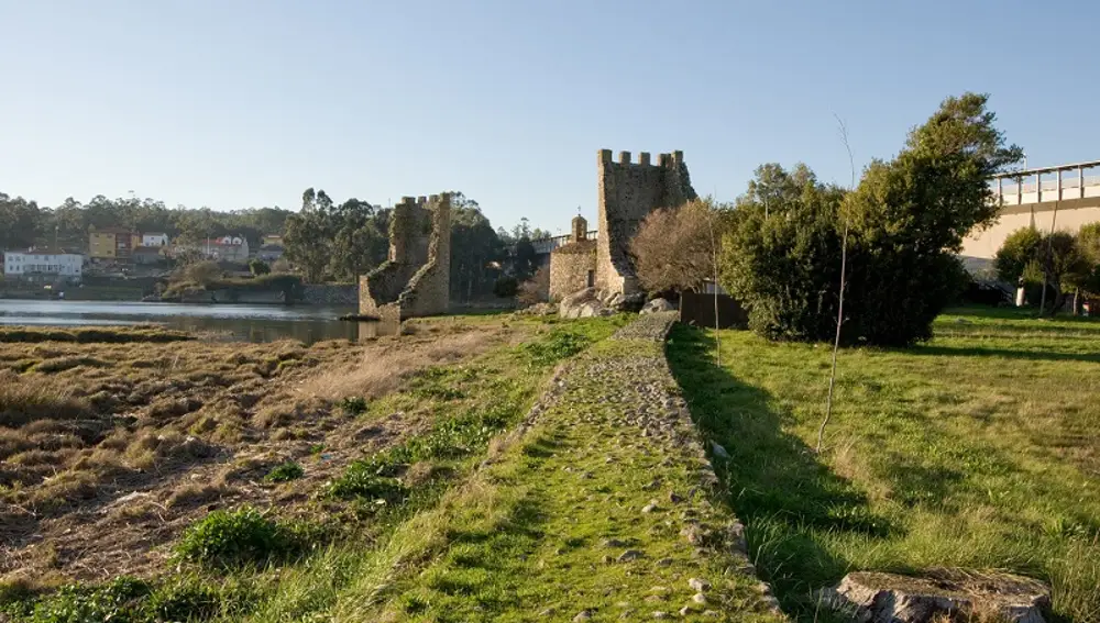 Torres de Oeste.