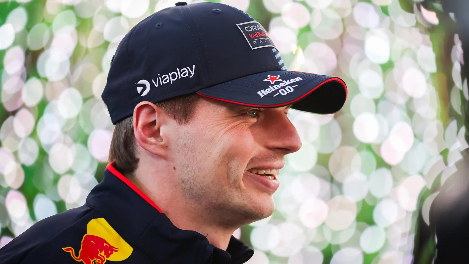 AMP.- Fórmula 1/GP Las Vegas.- Max Verstappen, campeón del mundo de F-1 en el doblete de Mercedes en Las Vegas