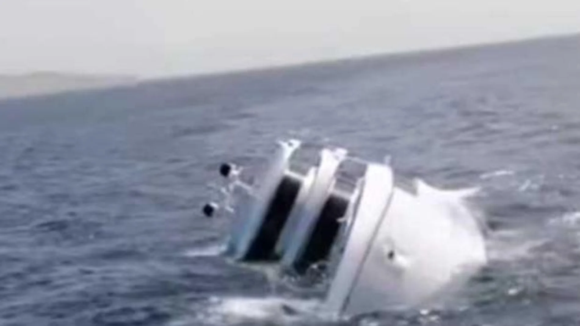 El barco hundido en el Mar Rojo