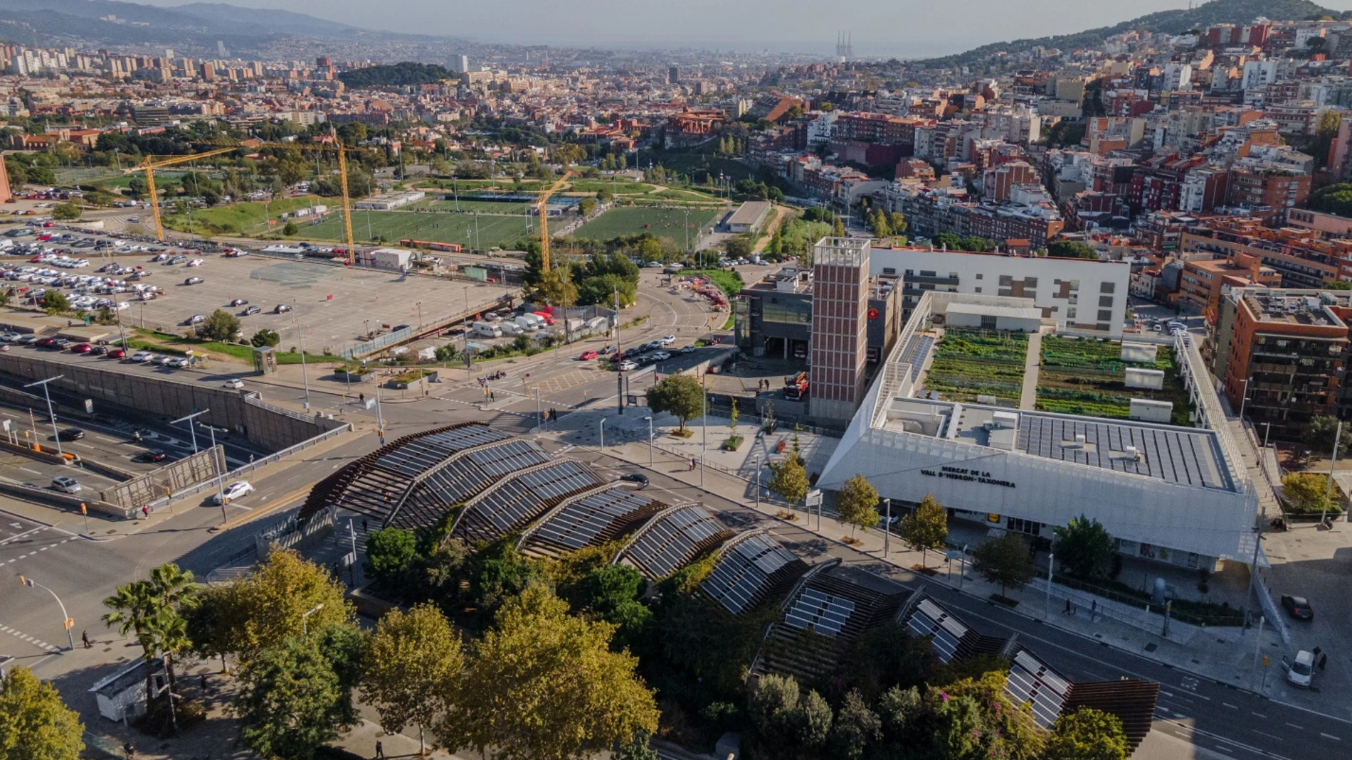 Pérgola fotovoltaica en la Ronda de Dalt de Barcelona