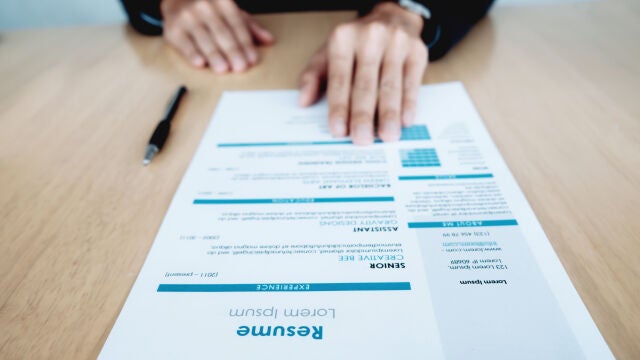 Expertos aconsejan cómo elaborar un buen currículum profesional
