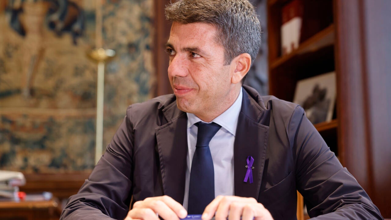 El submarino: El consultor que hace rabiar a la izquierda
