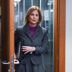 Pedro Sánchez mantiene un encuentro con la presidenta de la FEMP María José García- Pelayo