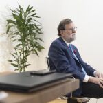 Rajoy critica que Sánchez le echó con una moción de censura cuando nadie de su Gobierno estaba "en causa por corrupción"