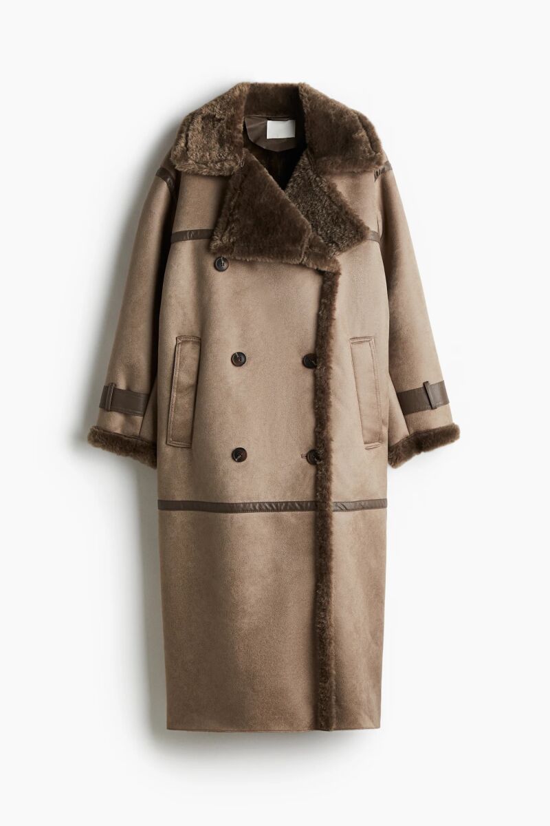 Abrigo de efecto ante oversize.