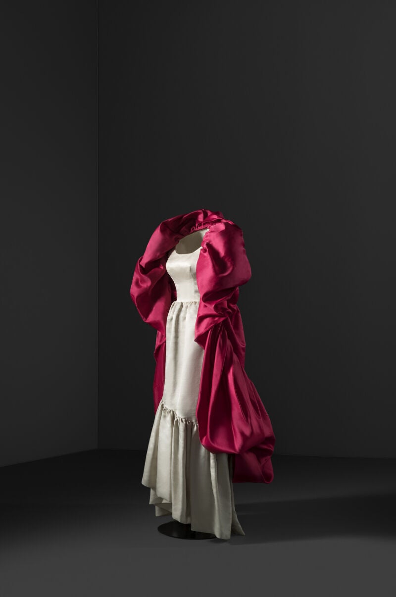 Capa de Balenciaga.