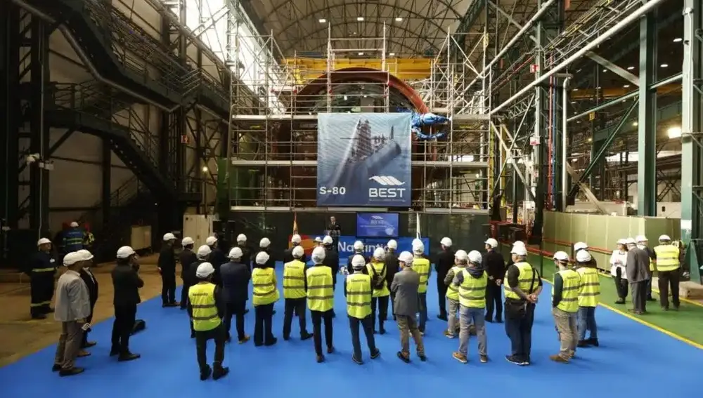 Instalación del sistema AIP, denominado BEST por Navantia, en el submarino S-83