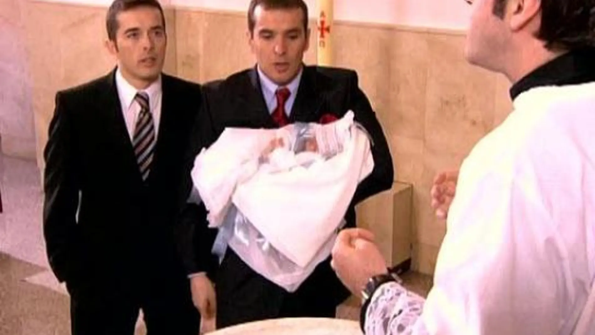Mariano Alameda (Diego) y Luis Merlo (Mauri) en “Aquí no hay quien viva”