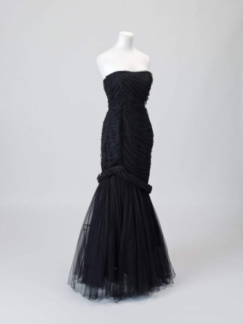 Vestido de Balenciaga. 