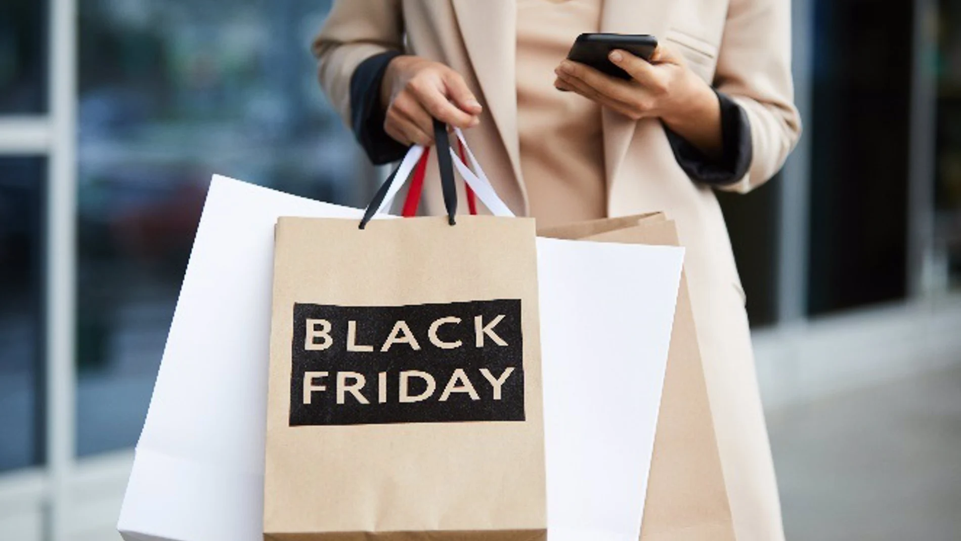 MADRID.-La OCU detecta más subidas que bajadas en electrónica y electrodomésticos en la semana del Black Friday