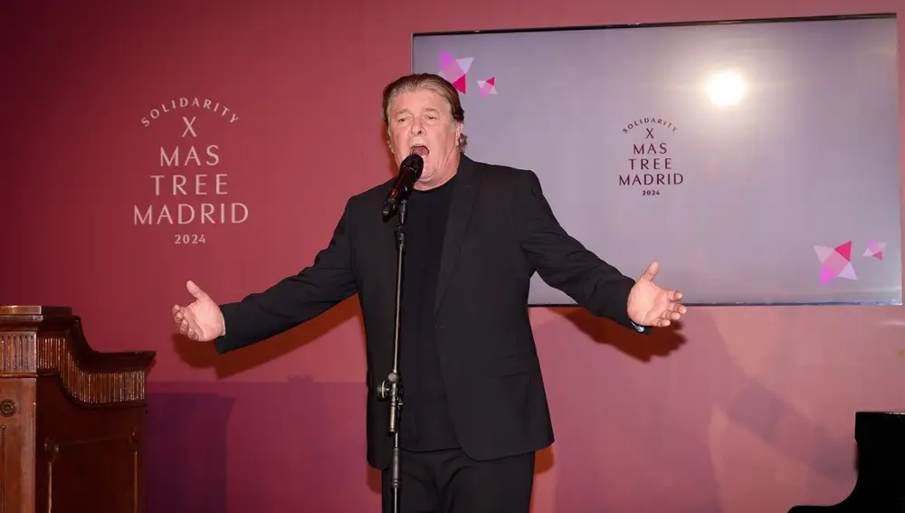 El cantante Francisco, en la Gala Benéfica Xmas Tree