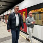 El conseller y Alfonso Novo hoy durante la visita a las primeras pruebas de Metrovalencia tras la DANA