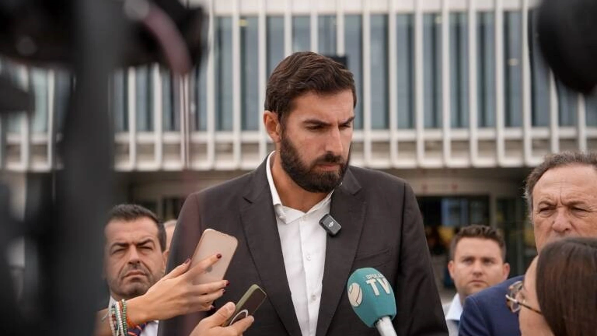 El presidente provincial de Vox, José Ángel Antelo REMITIDA / HANDOUT por DANIEL SABIOTE (VOX) Fotografía remitida a medios de comunicación exclusivamente para ilustrar la noticia a la que hace referencia la imagen, y citando la procedencia de la imagen en la firma 27/11/2024