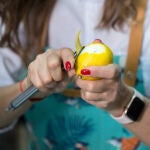 El sencillo truco para aromatizar la casa con cáscaras de limón