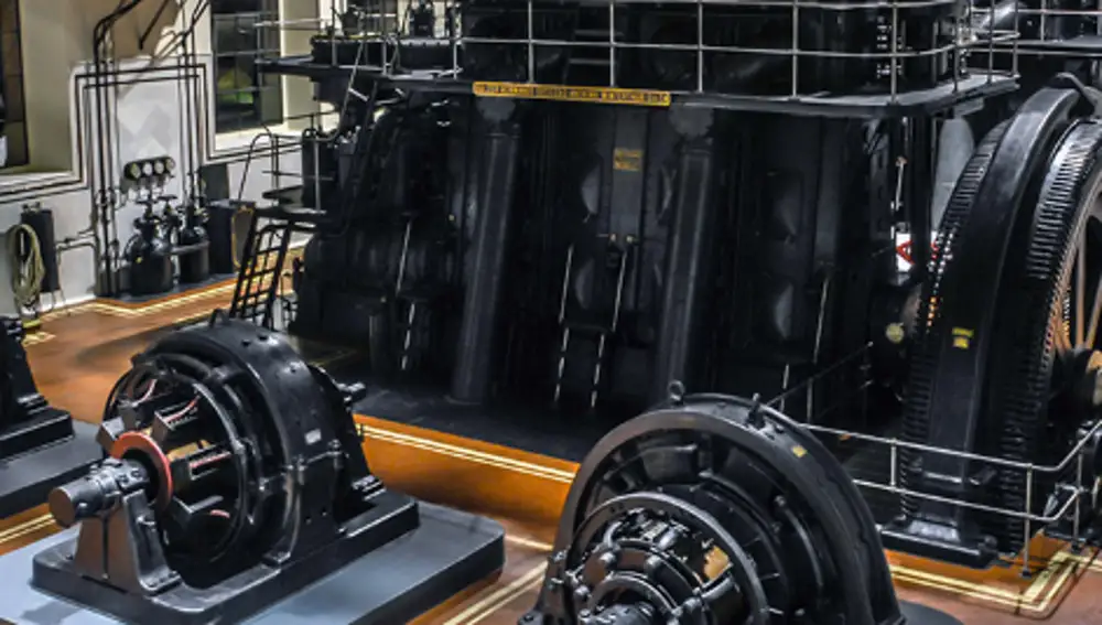 Construida entre 1922 y 1923 y restaurada en 2008, la Nave de Motores de Pacífico conserva intacto su diseño original.