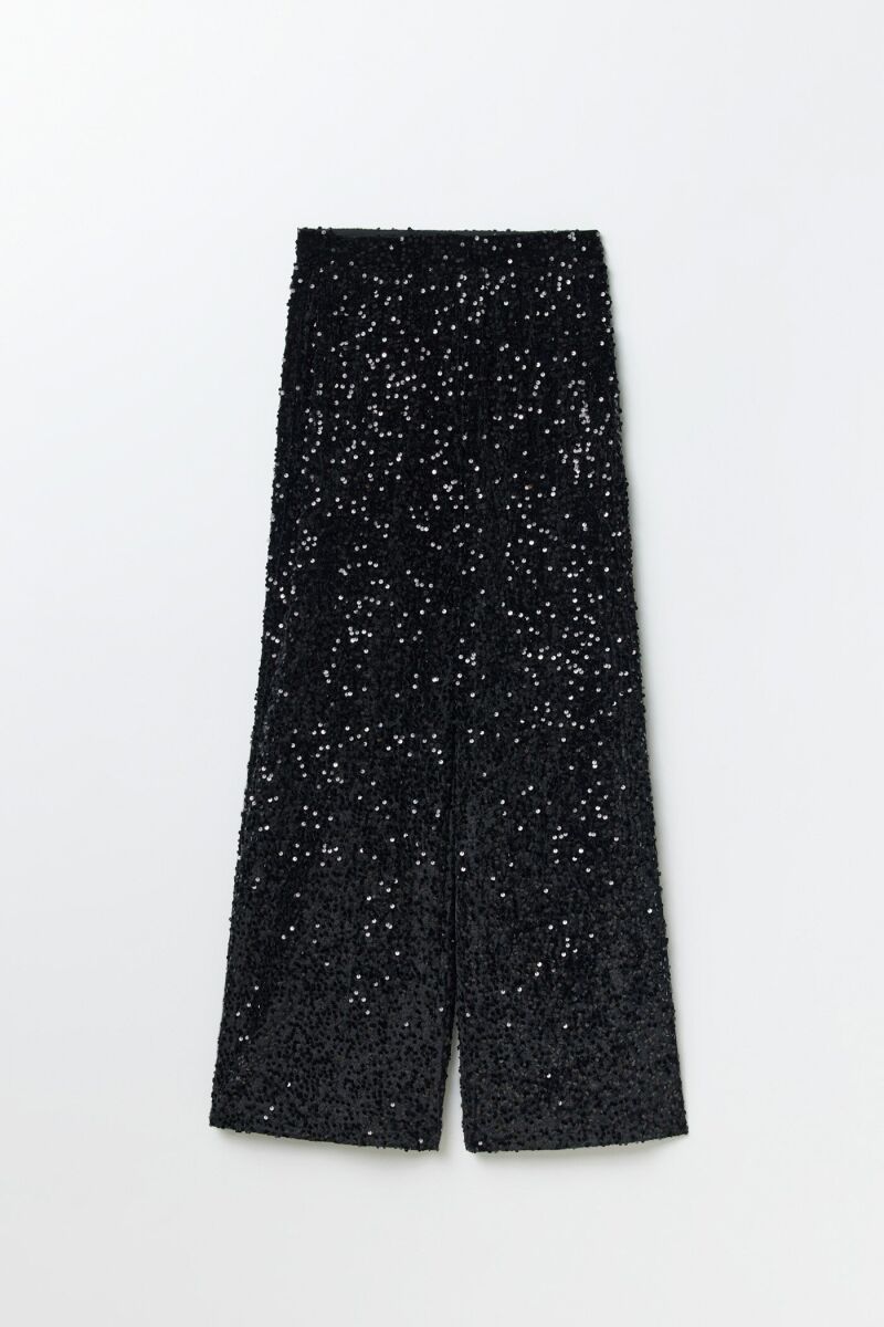 Pantalón de lentejuelas.