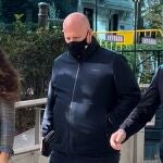 Álvaro Romillo, líder de Madeira Invest Club (MIC), a su salida de la Audiencia Nacional, el pasado 20 de noviembre, tras declarar como imputado por la financiación ilegal de la campaña europea de Alvise