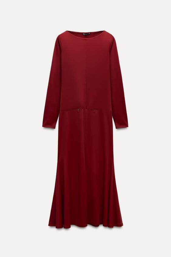 Vestido con vuelo.