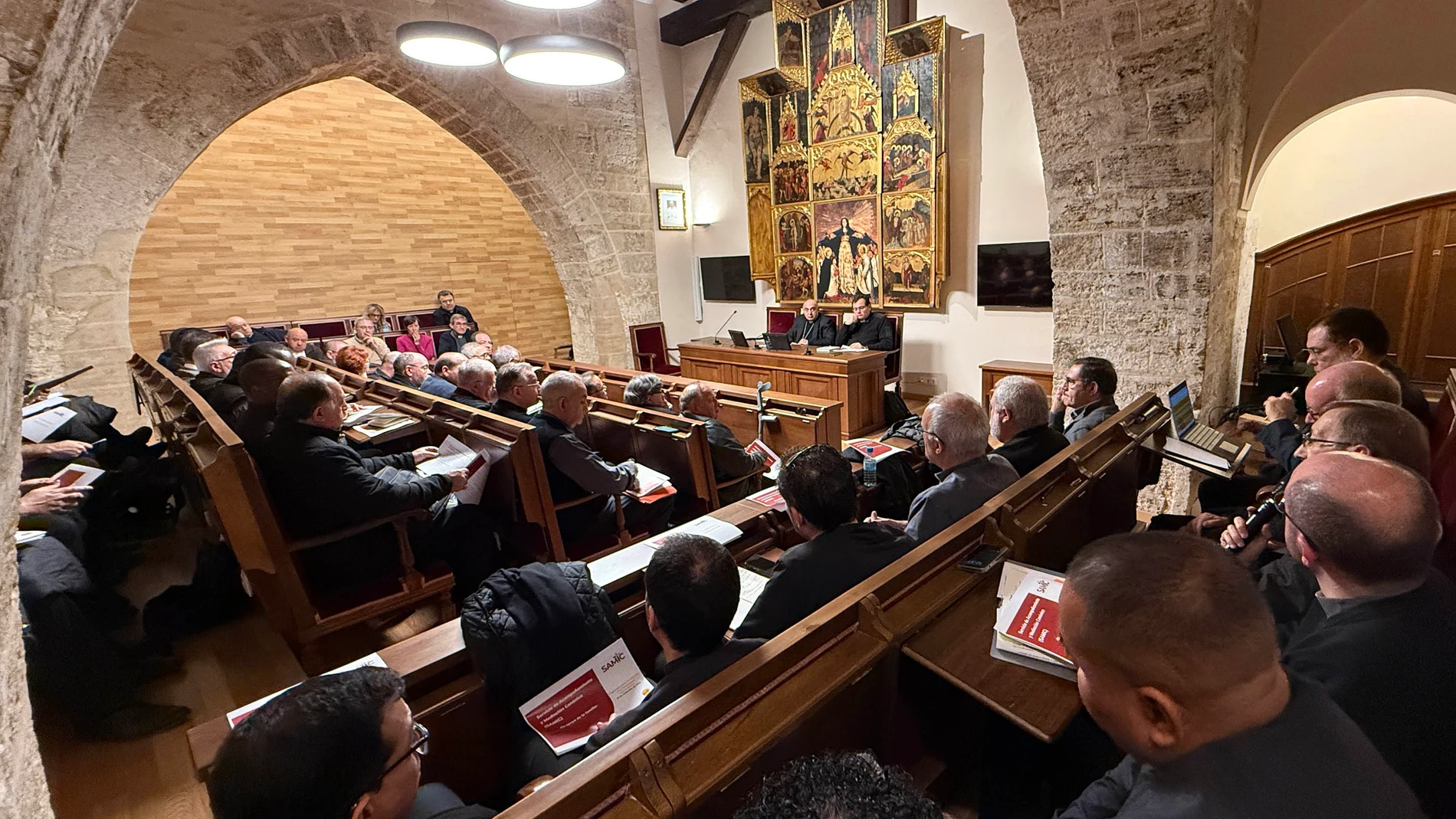 Reunión de coordinación Arzobispado Valencia REMITIDA / HANDOUT por ARZOBISPADO VALENCIA Fotografía remitida a medios de comunicación exclusivamente para ilustrar la noticia a la que hace referencia la imagen, y citando la procedencia de la imagen en la firma 27/11/2024