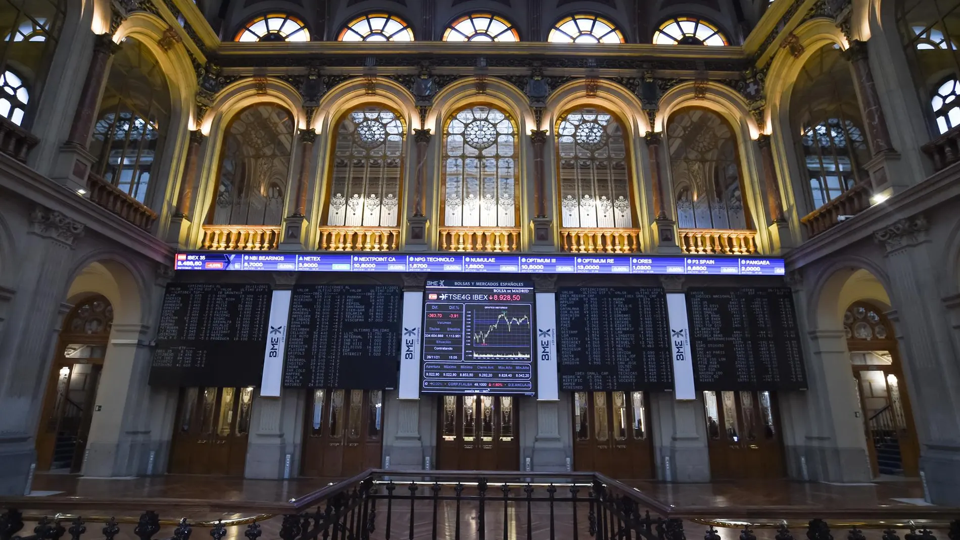 Economía/Bolsa.- El Ibex 35 cede un 0,27% en noviembre, pero consigue retener la cota de los 11.600 enteros