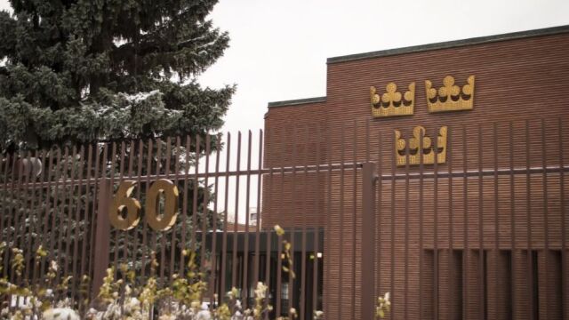 Fachada de la Embajada sueca en Moscú
