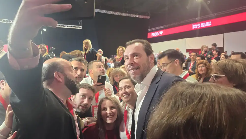 Óscar Puente en su llegada al 41º Congreso Federal del PSOE
