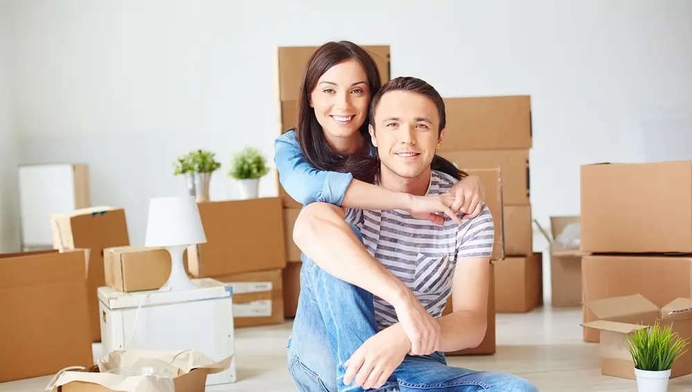 Pareja en casa