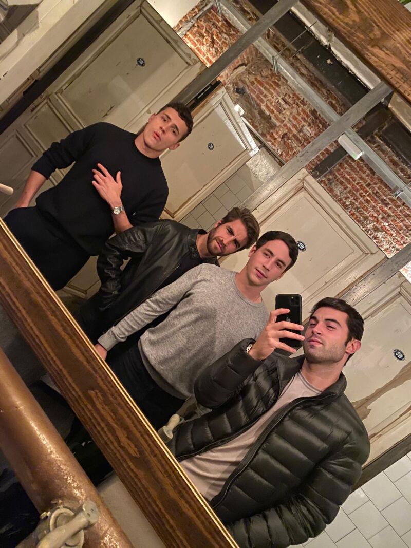 Arón Piper, Marco Cáceres, Martín de Pablo y Galo Souviron, amigos y socios de Casa Rivas