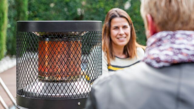 Amazon está liquidando esta estufa: adiós al frío en tu terraza