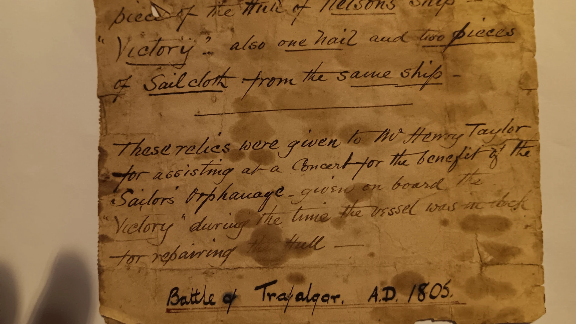 Uno de los documentos guardados y pronto digitalizados
