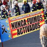 Manifestación de Bomberos para pedir la aprobación de su Ley y denunciar lo ocurrido en la Dana. © Jesús G. Fe