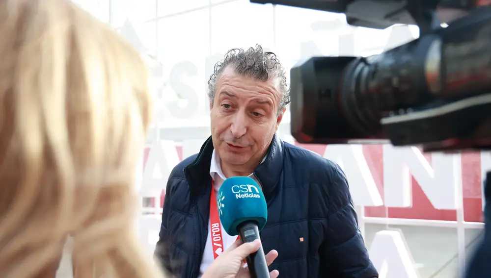 El secretario general del PSOE de Sevilla y presidente de la Diputación, Javier Fernández