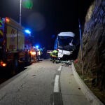 Dos muertos, 7 heridos graves y un desaparecido en un accidente de bus español en Francia