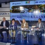 De izquierda a derecha, Damián Tokmayier (Hyundai), David Henche (Ayvens), Carlos de Miguel (La Razón) y José-Martín Castro Acebes (AER)