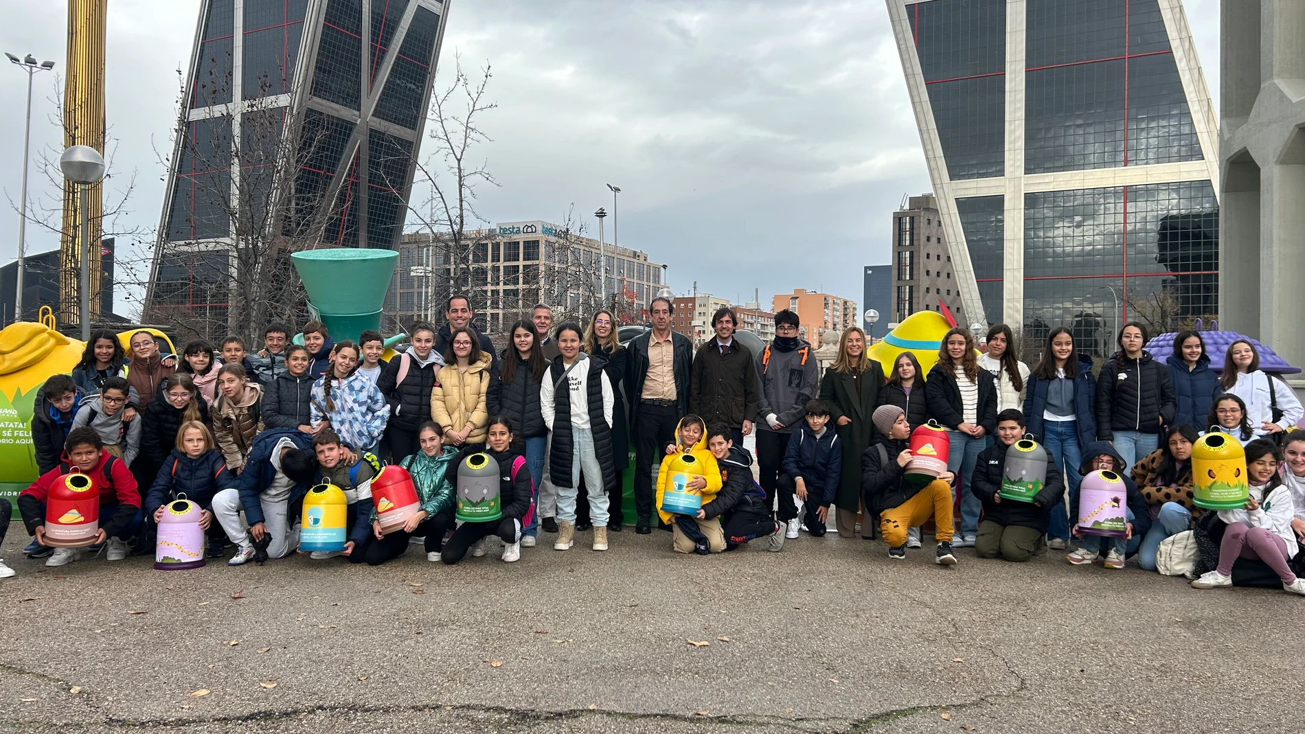Madrid participa en la campaña "La Magia de reciclar vidrio"