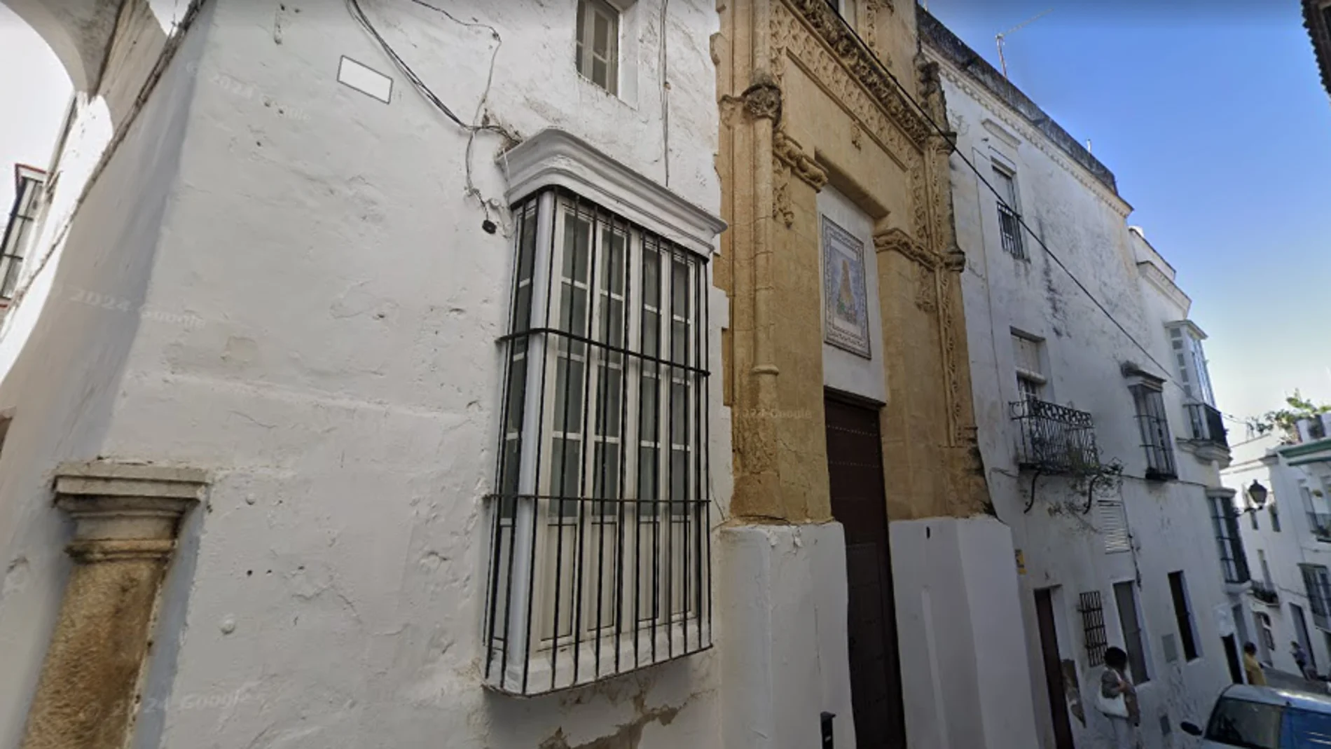 Entrada a la Casa del Conde del Águila