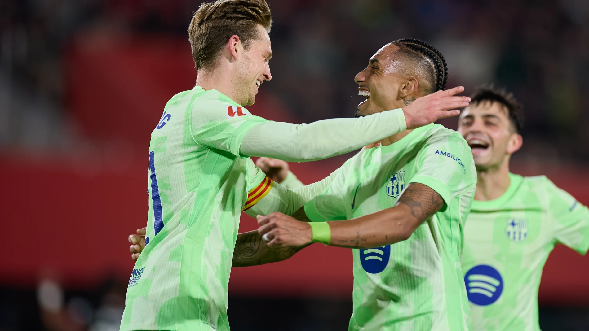 Frenkie de Jong of FC Barcelona celebrates after scoring goal during the LaLiga EA Sports match between RCD Mallorca and FC Barcelona at Son Moix on December 3, 2024, in Palma, Spain. AFP7 03/12/2024 ONLY FOR USE IN SPAIN