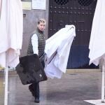 Economía.- Los trabajadores primerizos alcanzan el nivel previo a la crisis de 2007 y entran vía hostelería y comercio