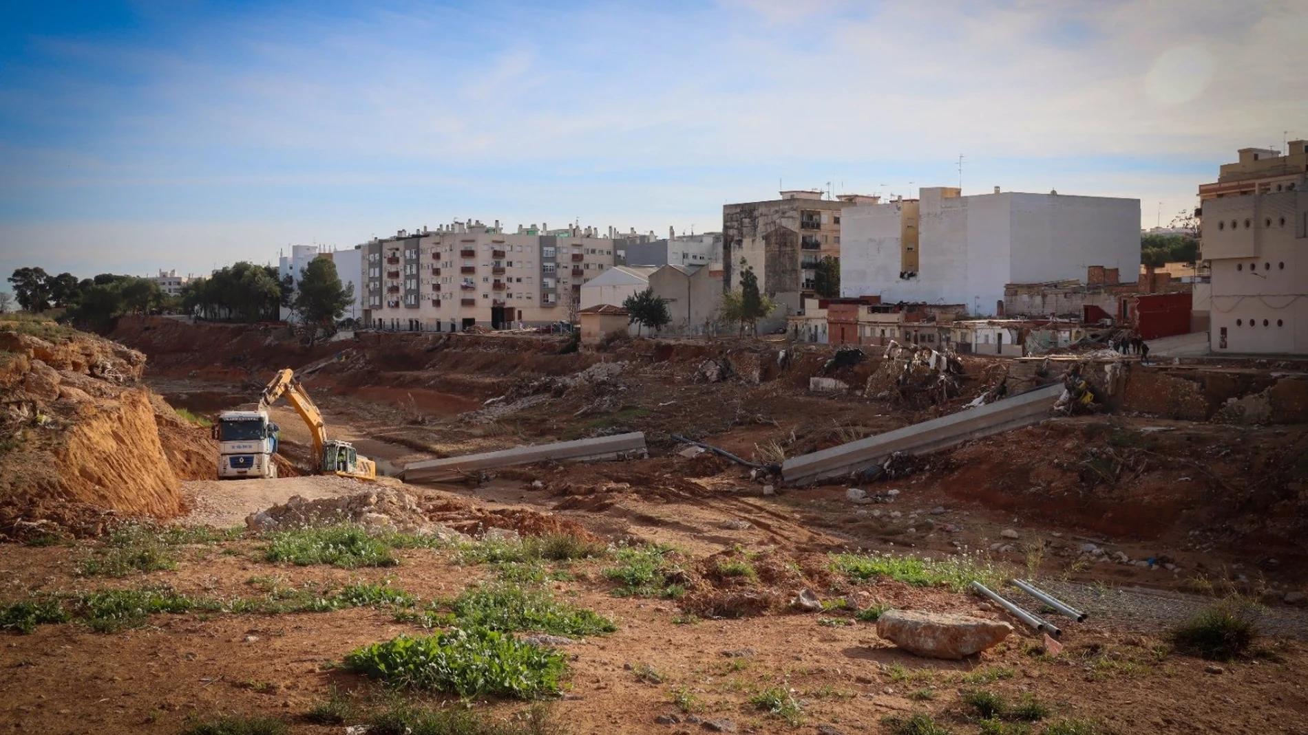 Temporal.- Arranca la reconstrucción de dos pasarelas en Torrent arrasadas por la DANA