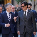 El presidente de la Generalitat, Salvador Illa, y el ministro de Interior, Fernando Grande-Marlaska en la reunión de la Junta de Seguridad de Cataluña el pasado 5 de diciembre