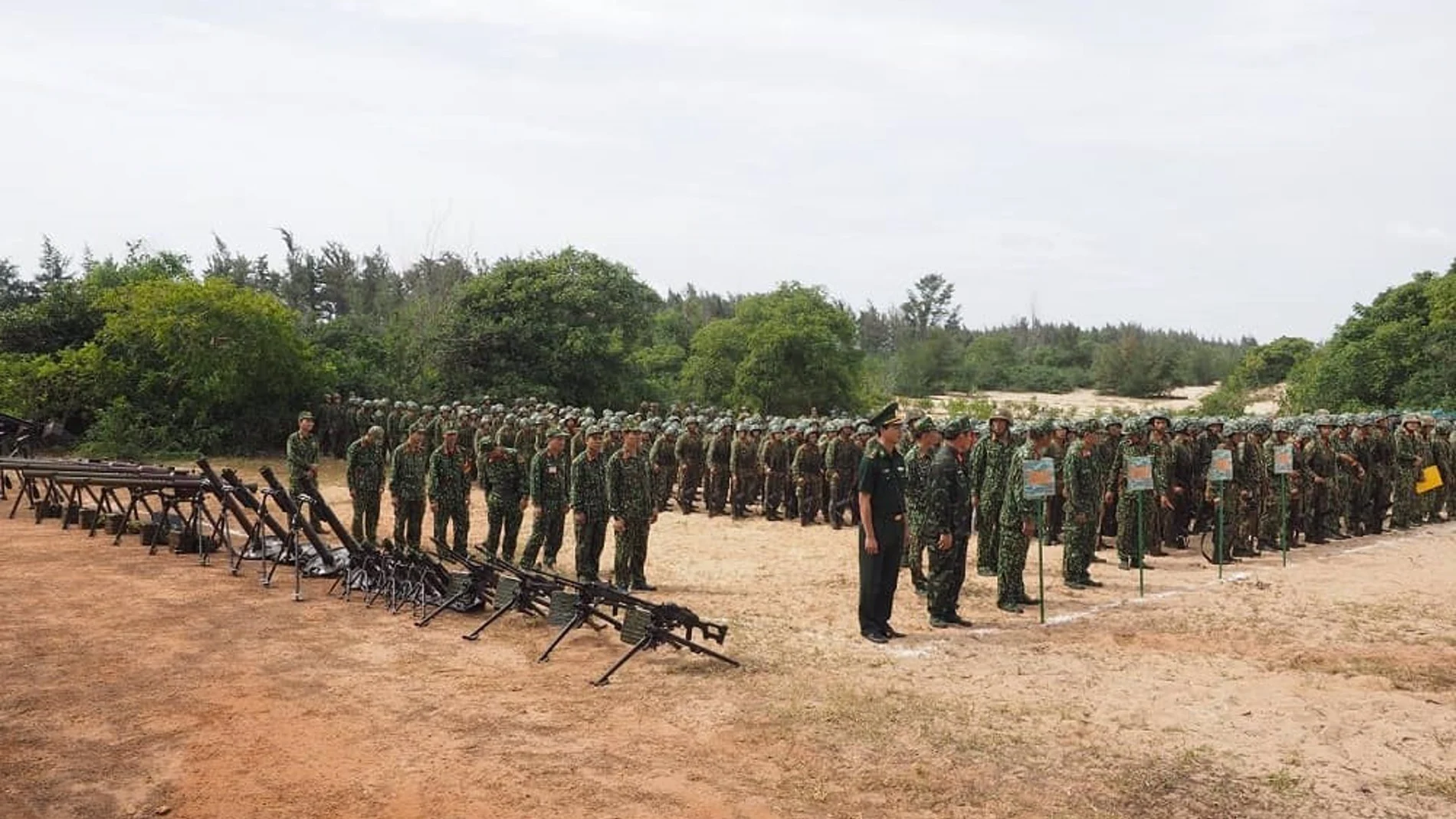 Vietnam.- Mueren doce militares vietnamitas en una explosión durante un simulacro de combate en el sur del país