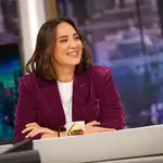 Tamara Falcó con americana de terciopelo.