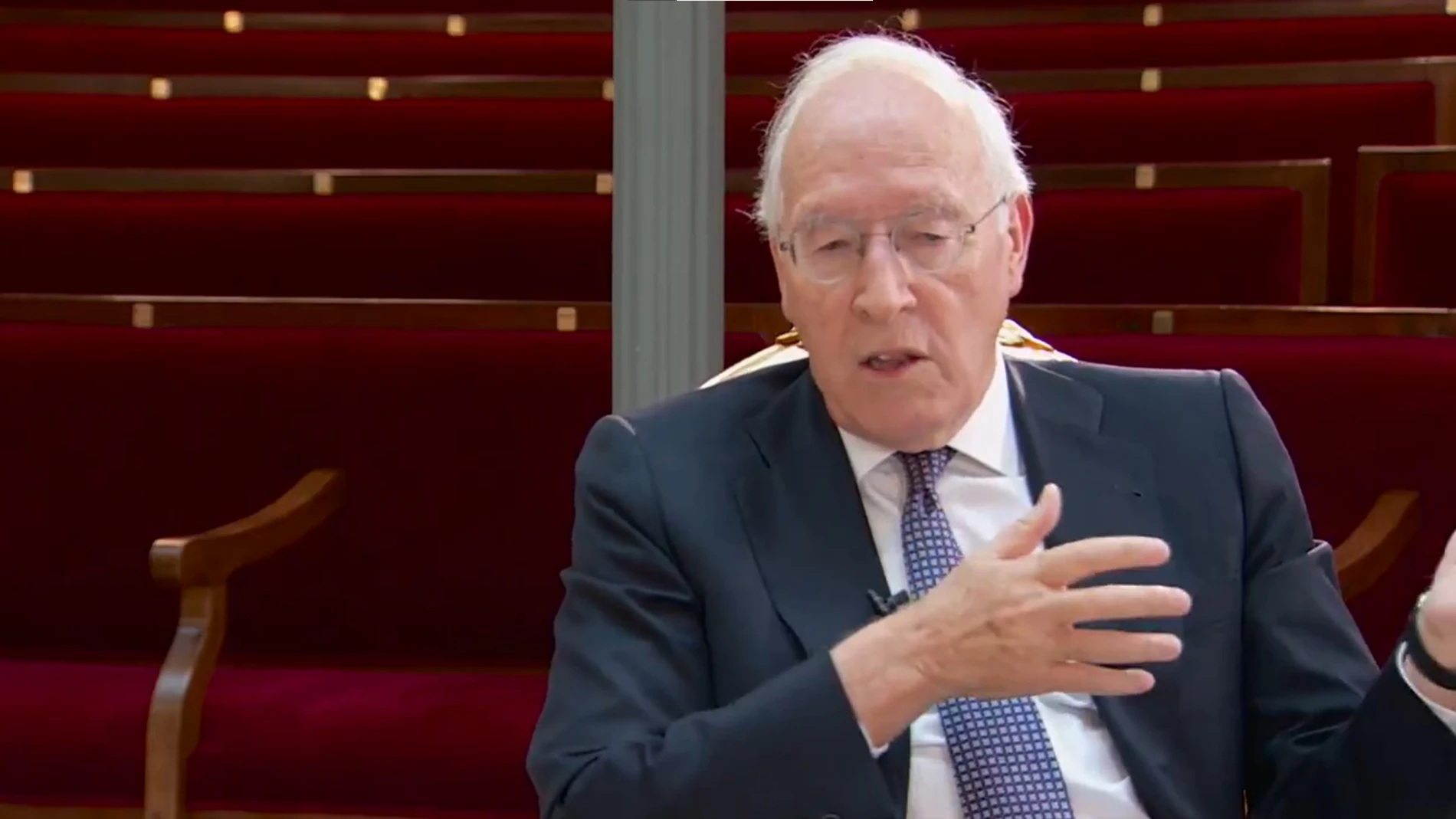 Manuel Pizarro reflexiona sobre la Constitución y la convivencia en "Plano General"