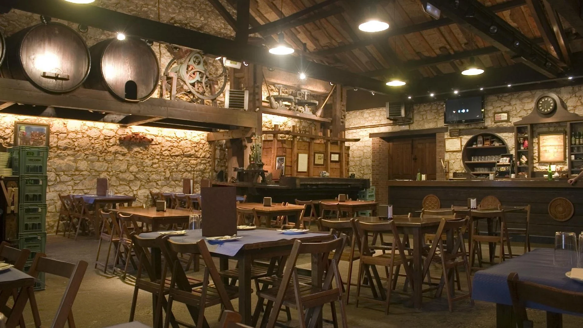 Comer en el Llagar más antiguo de Asturias, un lujo que no te puedes perder