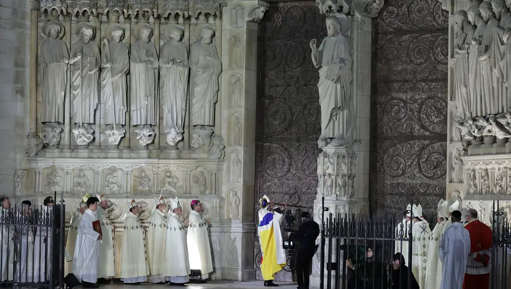 France Notre Dame Reopening