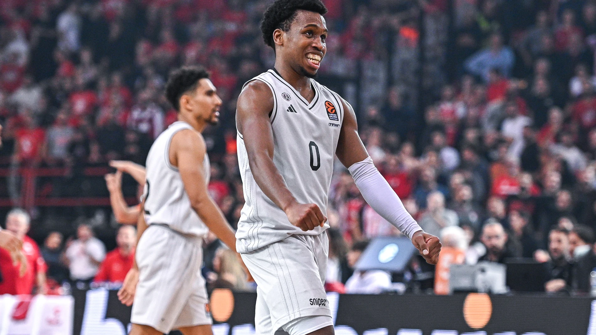 TJ Shorts es la pieza clave del Paris Basketball