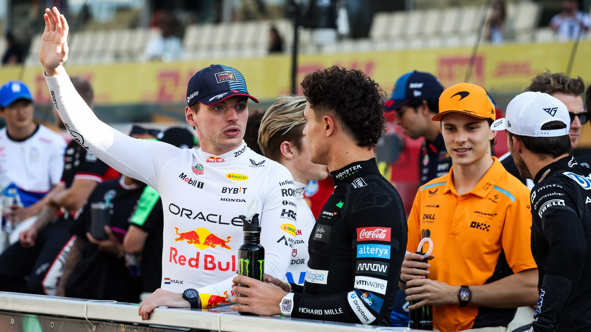 VERSTAPPEN Max (ned), Red Bull Racing RB20, NORRIS Lando (gbr), McLaren F1 Team MCL38, portrait during the Formula 1 Etihad Airways Abu Dhabi Grand Prix 2024, 24th round of the 2024 Formula One World Championship from December 6 to 8, 2024 on the Yas Marina Circuit, in Abu Dhabi, United Arab Emirates - Photo Florent Gooden / DPPI AFP7 08/12/2024 ONLY FOR USE IN SPAIN